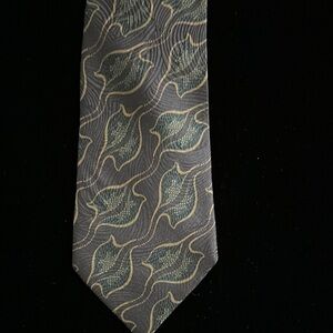 Giorgio Armani Gray and Green Silk Tie with Elegant Pattern